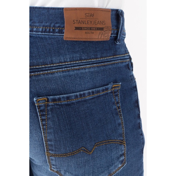 Spodnie jeansowe regular 400/204