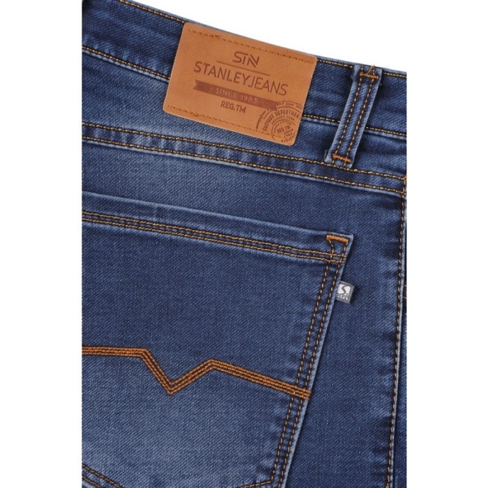 Spodnie jeansowe regular 400/207