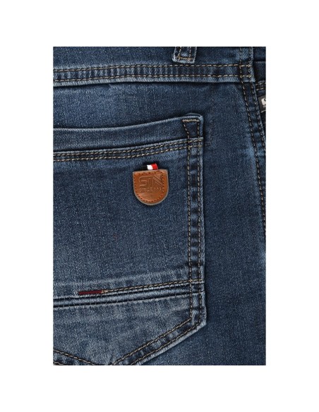 Spodnie jeansowe regular 400/218