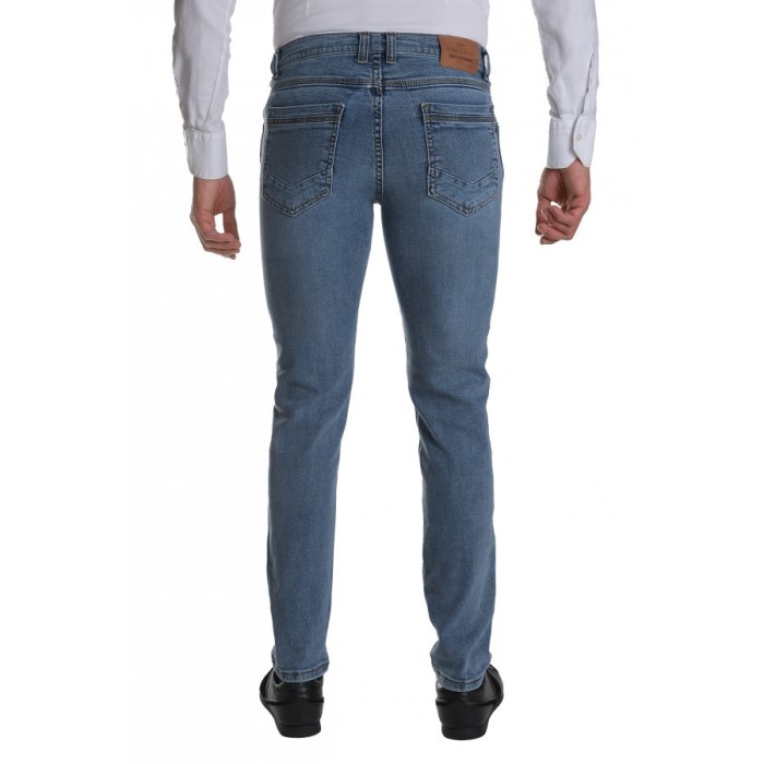Spodnie jeansowe regular 400/221